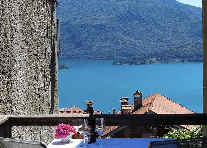 Appartement La Nicchia Comersee Vercana