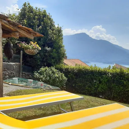 La Nicchia Comersee Apartment Vercana